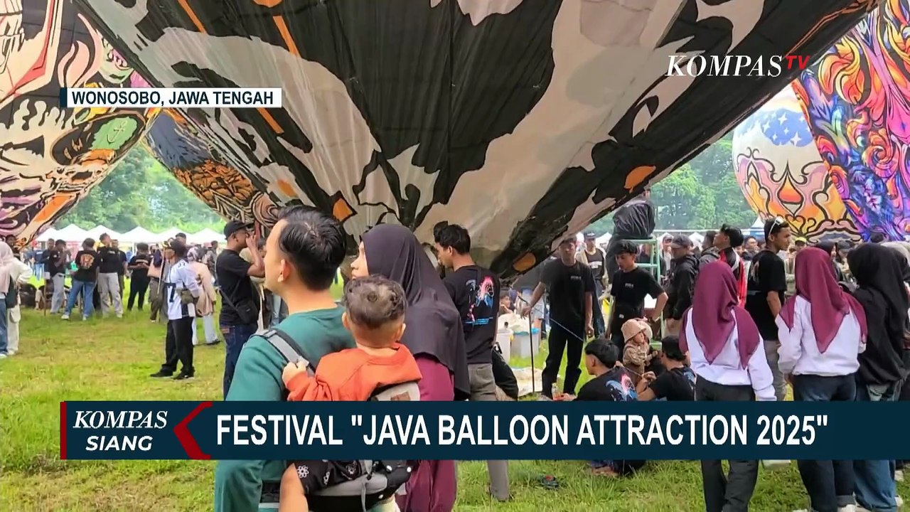 Wow! 36 Balon Udara Hiasi Langit Wonosobo di Ja...