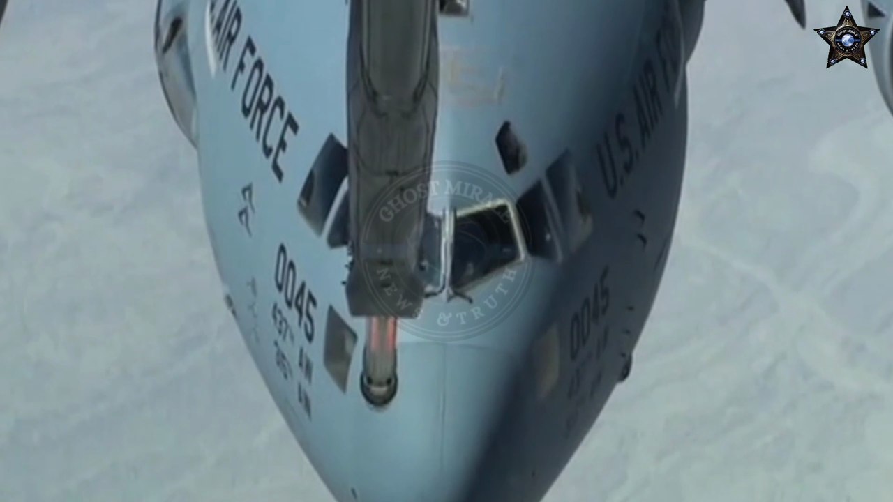 ✈️ C-17 Airlift in Action ⚔️ Tactical Formation & Real Combat Mission | U.S. Air Force Footage