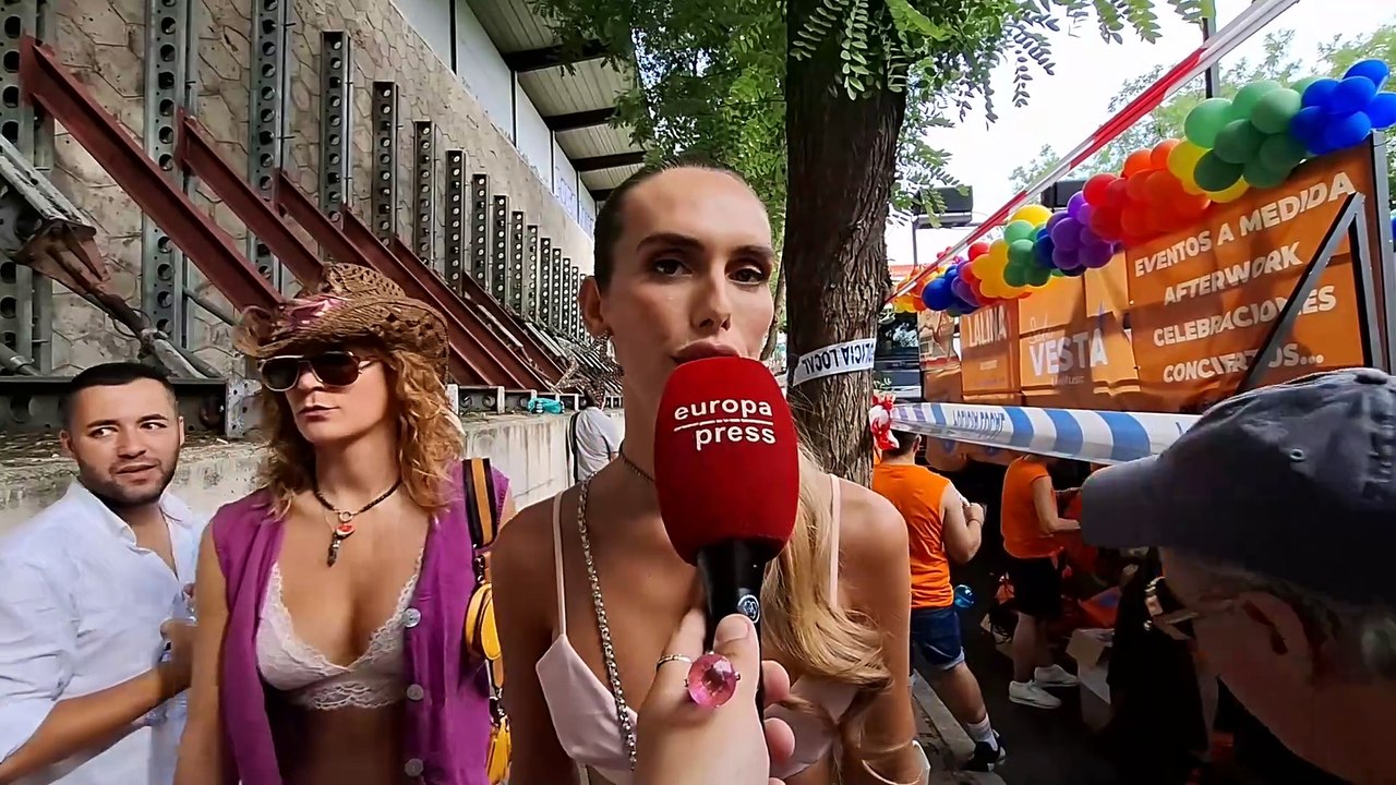 Ángela Ponce, compañera de Álvaro Muñoz Escassi en 'Supervivientes 2025', reacciona a su ruptura con Sheila Casas: "Ha sido una sorpresa"