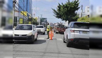 Tráfico fluido y respeto a prohibición de giros en Lope de Vega