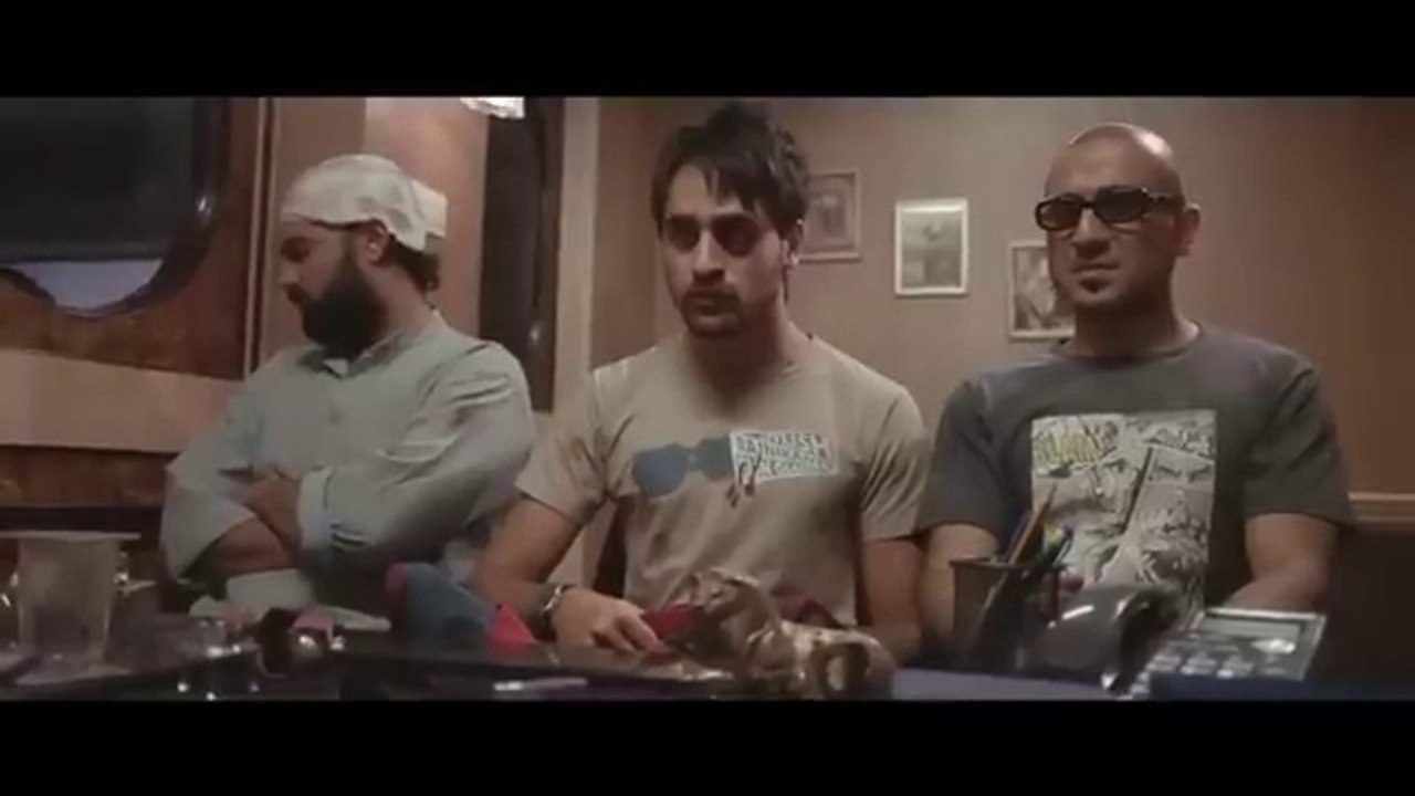 ORG print comedy,action, Delhi Belly ,hindi movie