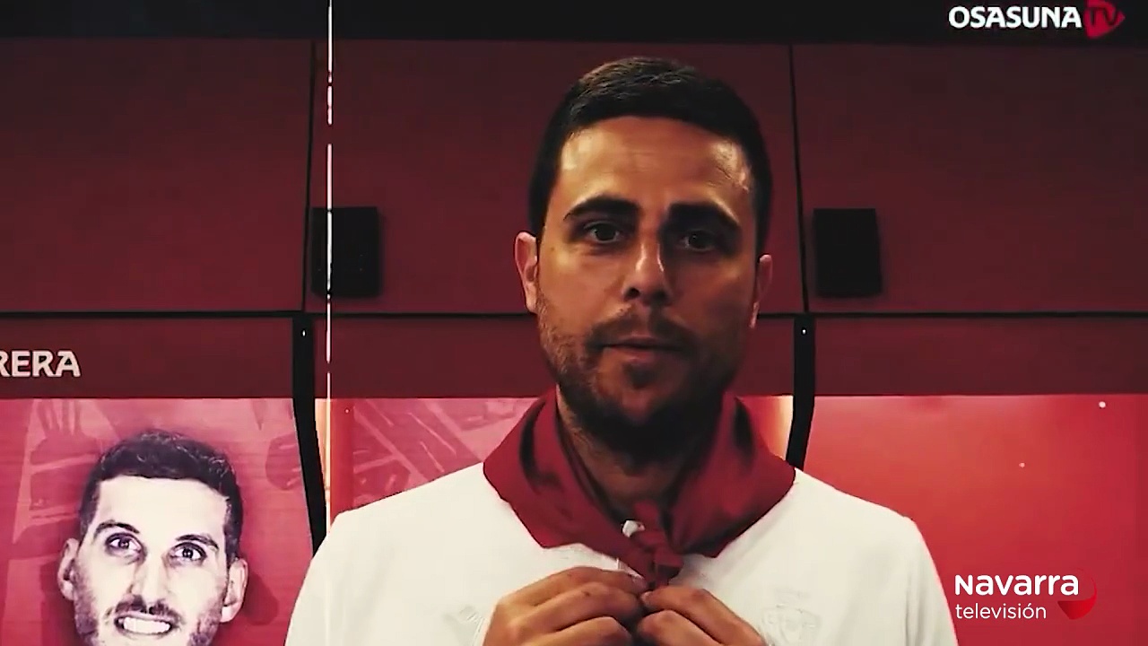 Alessio Lisci felicita las fiestas a la afición de Osasuna