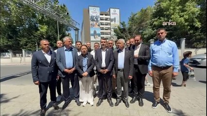 CHP Adana Milletvekilleri, İstanbul Emniyet'i önünde: Hukukun üstünlüğüne ve hakimlerin vicdanına güvenmek istiyoruz!