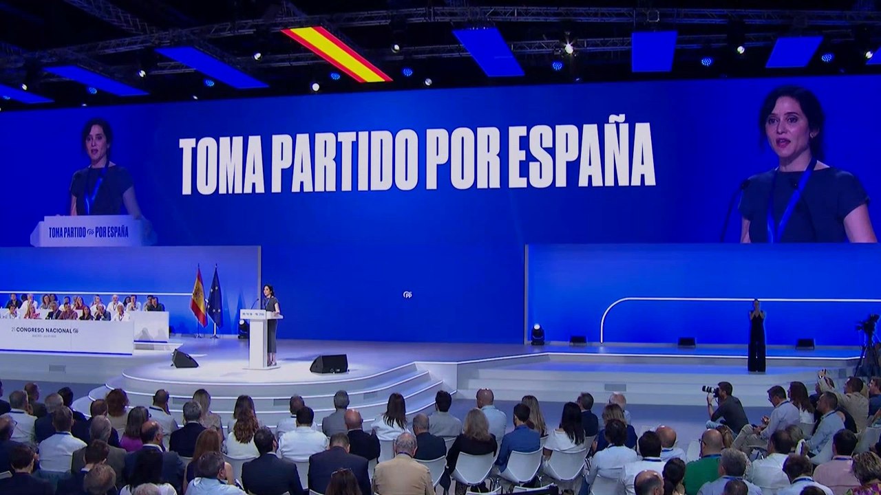 Ayuso: "Cuando Feijóo dice que lo va a cambiar todo, que va a acabar con esta decadencia, muchos españoles se lo ruegan"