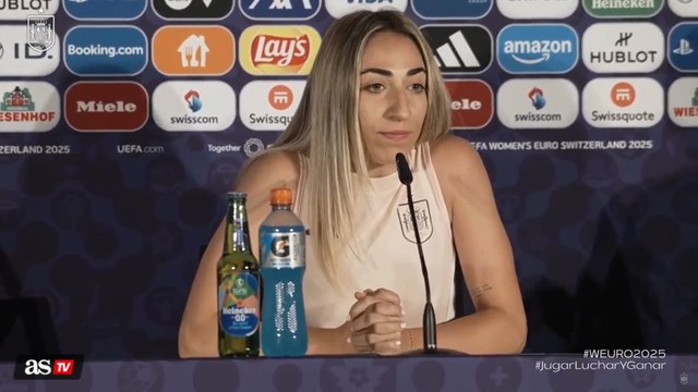 RUEDA de PRENSA de OLGA CARMONA previa al ESPAÑA - BELGICA de la EUROCOPA FEMENINA