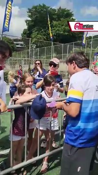 Jon Aramburu con fanaticos