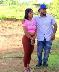 Compraron un terreno para hacer su casa y no hicieron nada todo por su vecino