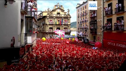 Φεστιβάλ Σαν Φερμίν: Έναρξη με πυροτεχνήματα και συνθήματα υπέρ των Παλαιστινίων