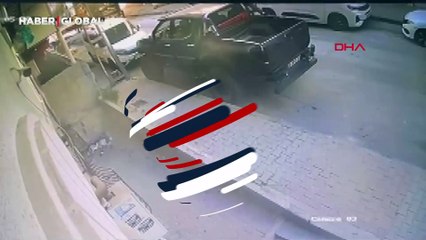 Başakşehir'de kayan vinç, 23 araca çarpmıştı... Yeni görüntüler ortaya çıktı