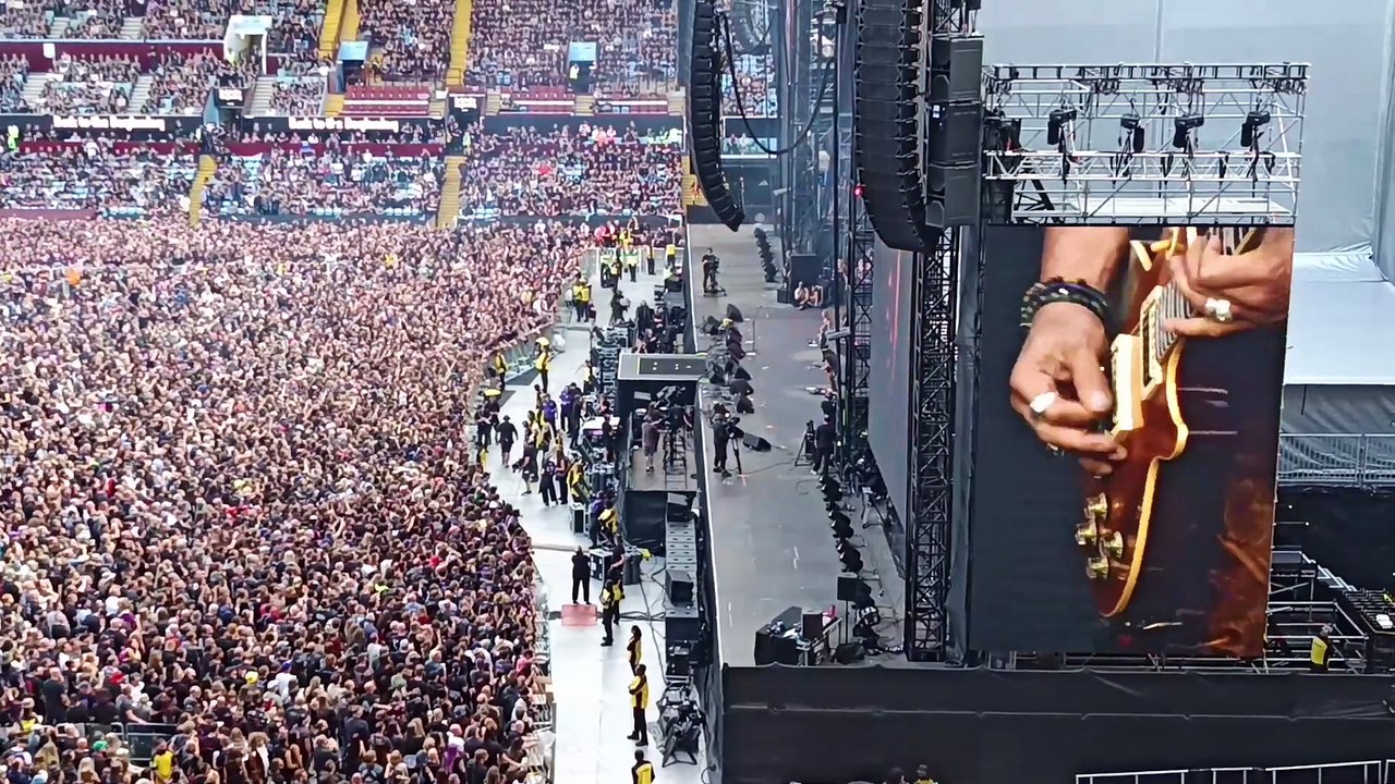 Back to the Beginning - Guns N' Roses - Sabbath Bloody Sabbath (Black Sabbath cover) - Live at Villa Park, Birmingham, UK - July 5, 2025