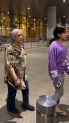 aamir khan with his sis and the fam. airport scenes as they jet back into town.hd
