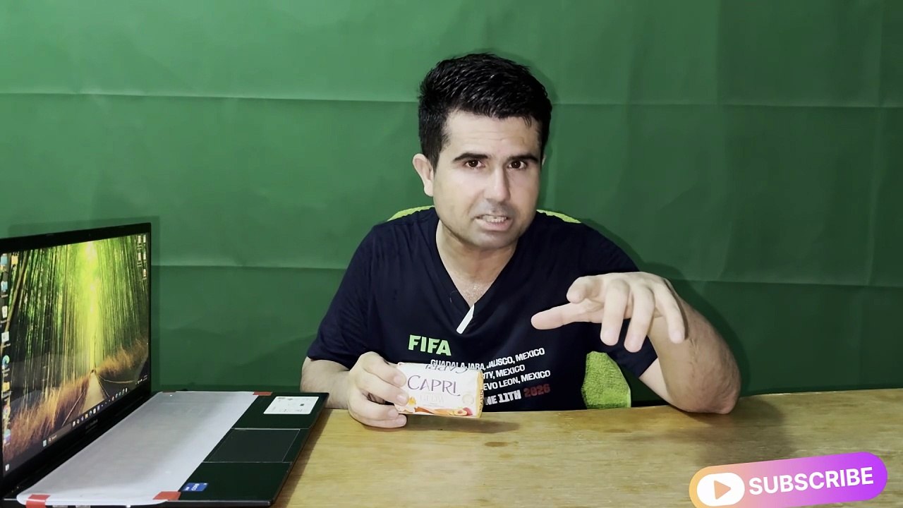 Capri Soap with Peach & Daffodils 🌸 | Skin Glow & Freshness | Capri Beauty Bar Review Experience the refreshing essence of Capri Soap with Peach and Natural Daffodils – a perfect blend of fruity freshness and floral care. 🌸