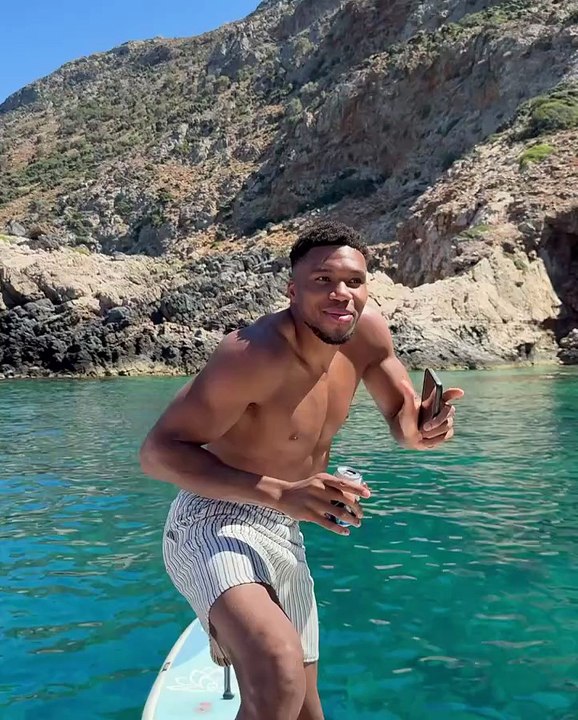 Οι διακοπές του Γιάννη Αντετοκούνμπο με την οικογένειά του