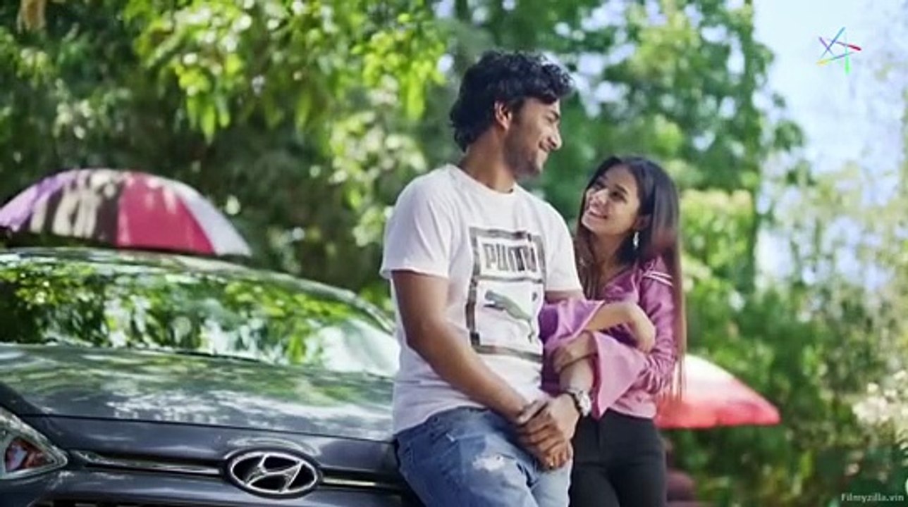 Choli Ke Peeche Kya Hai