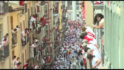 A Pamplona la folla in delirio per la festa di San Firmino