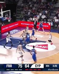 Las jugadas más bestiales de Yoan Makoundou, el pívot deseado por el Barça de basket