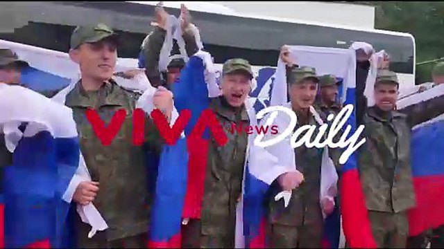 Sorak Sorai Tentara Rusia Usai Dibebaskan Ukraina