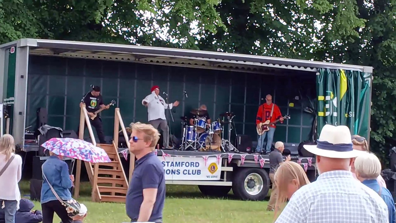 Rock on the Rec 2025 - March to the Grave - Shot by Both Sides