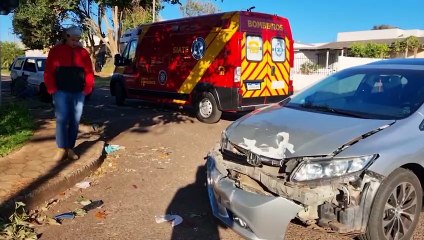 Uno e Civic se envolvem em colisão no Santo Onofre e Corpo de Bombeiros é acionado