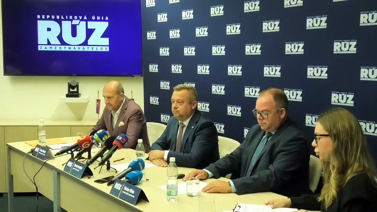ZÁZNAM: Vyše 71 % Slovákov si myslí, že je dobré odpady triediť či recyklovať