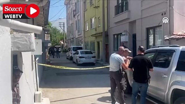 Sağlık ekibinin ihbarına giden polisi bıçakladı! Ortalık karıştı