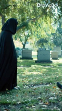 Hunter Poses as Vampire Bride…Finds Love-!