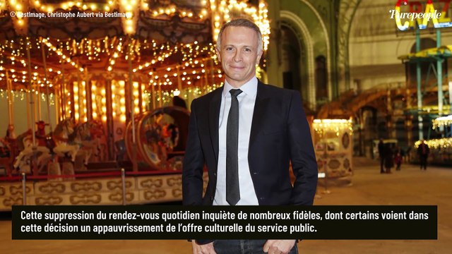 Questions pour un champion connaît un changement historique, son présentateur Samuel Etienne monte au créneau : Je n’arrêterai jamais