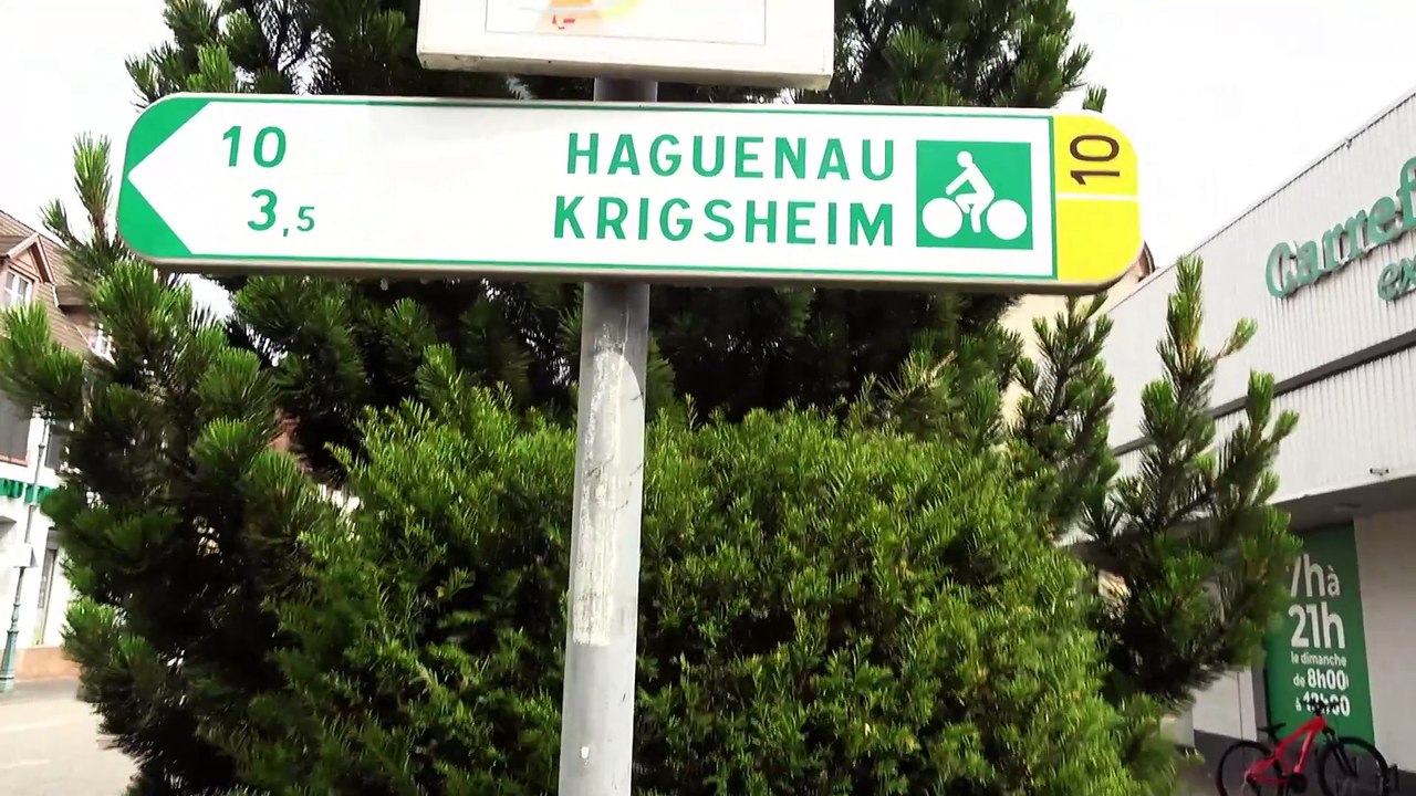 Brumath et le panneau Kriegsheim avec le E qui manque