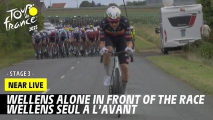 Stage 3 - Wellens alone in front of the race