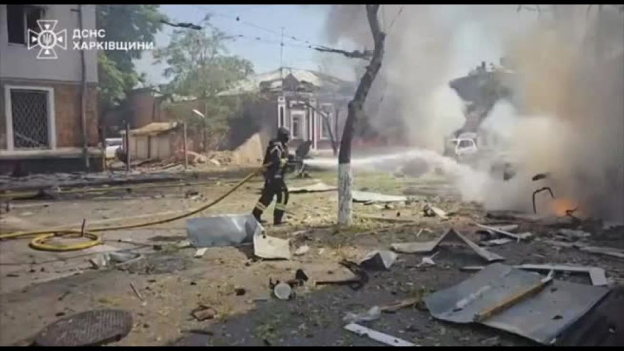 Secondo attacco dei droni russi a Kharkiv, incendi e feriti