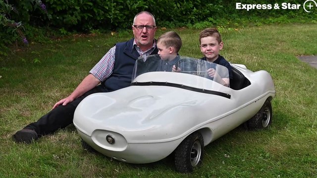 Fieldings Auctioneers, Stourbridge with a 1950's Jaguar Tiger Cub car made for children which had a top speed on forty miles per hour!