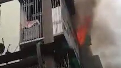 पटना में अपार्टमेंट के कई फ्लैटों में लगी आग