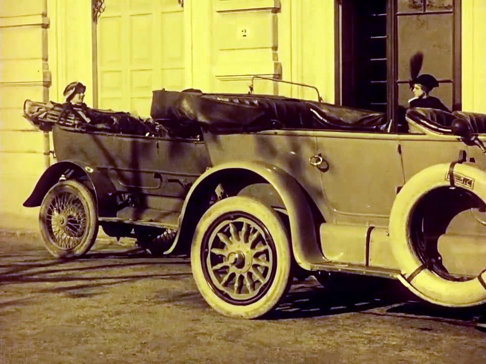 Filibus le mysterieux pirate des airs Mario Roncoroni 1915 Valeria Creti Film muet vostfr