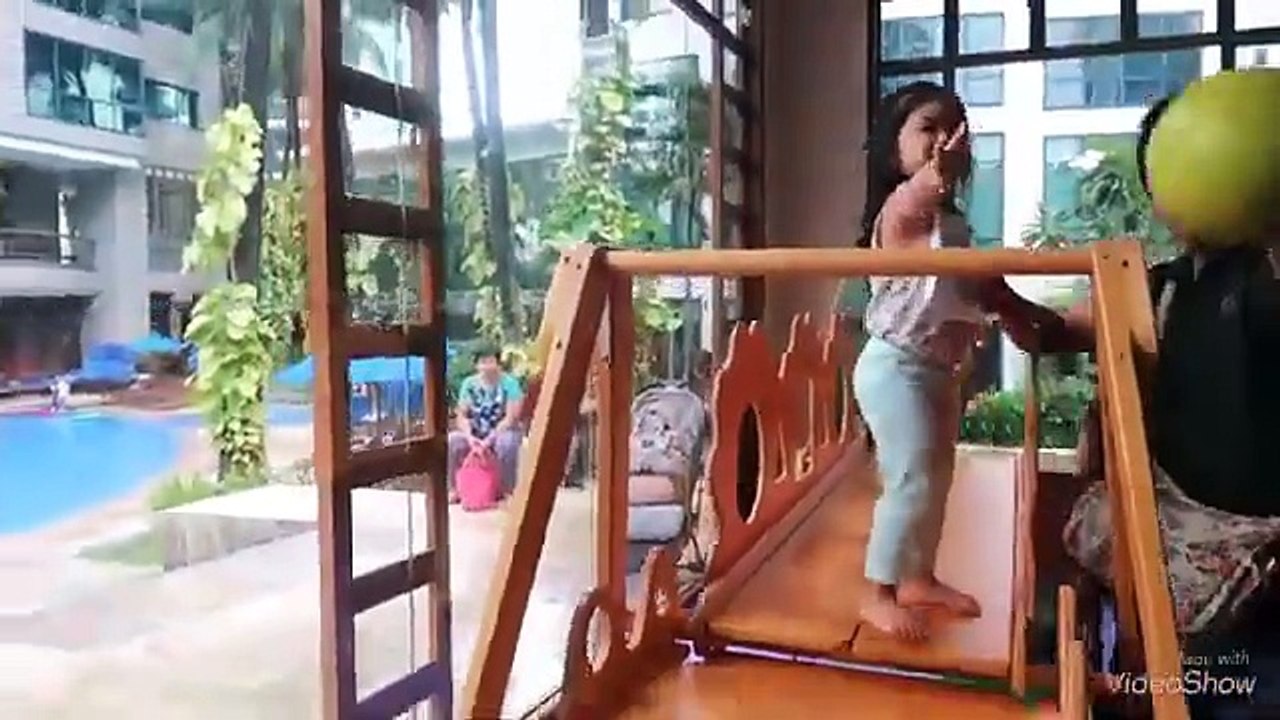 Bet On Your Baby Uruguay Episode Clip from 2.24.2015 Pampers Go Go Galaw Challenge In The Baby Dome!