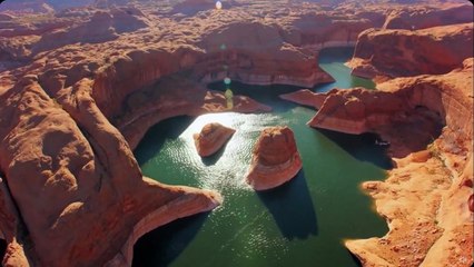 "Os deslumbrantes cânions e águas do Lago Powell"