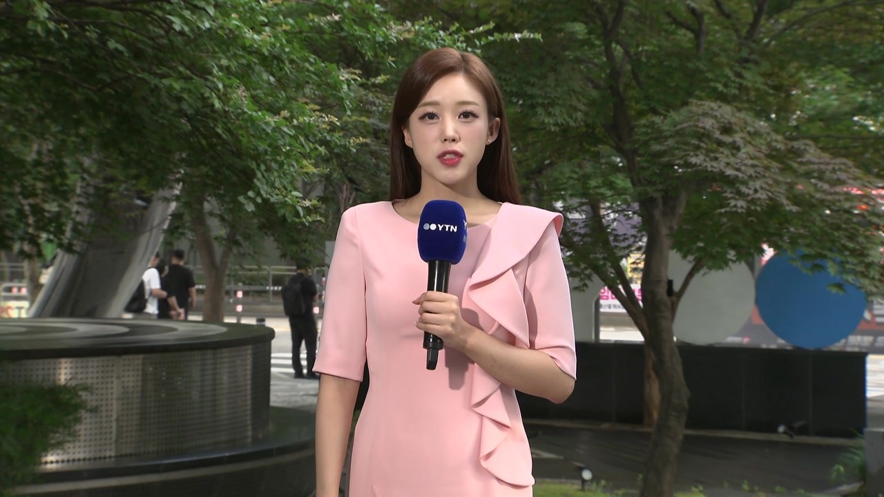 [날씨] 서울 '폭염경보' 낮 36℃, 올해 최고 더위...서쪽 고온 / YTN