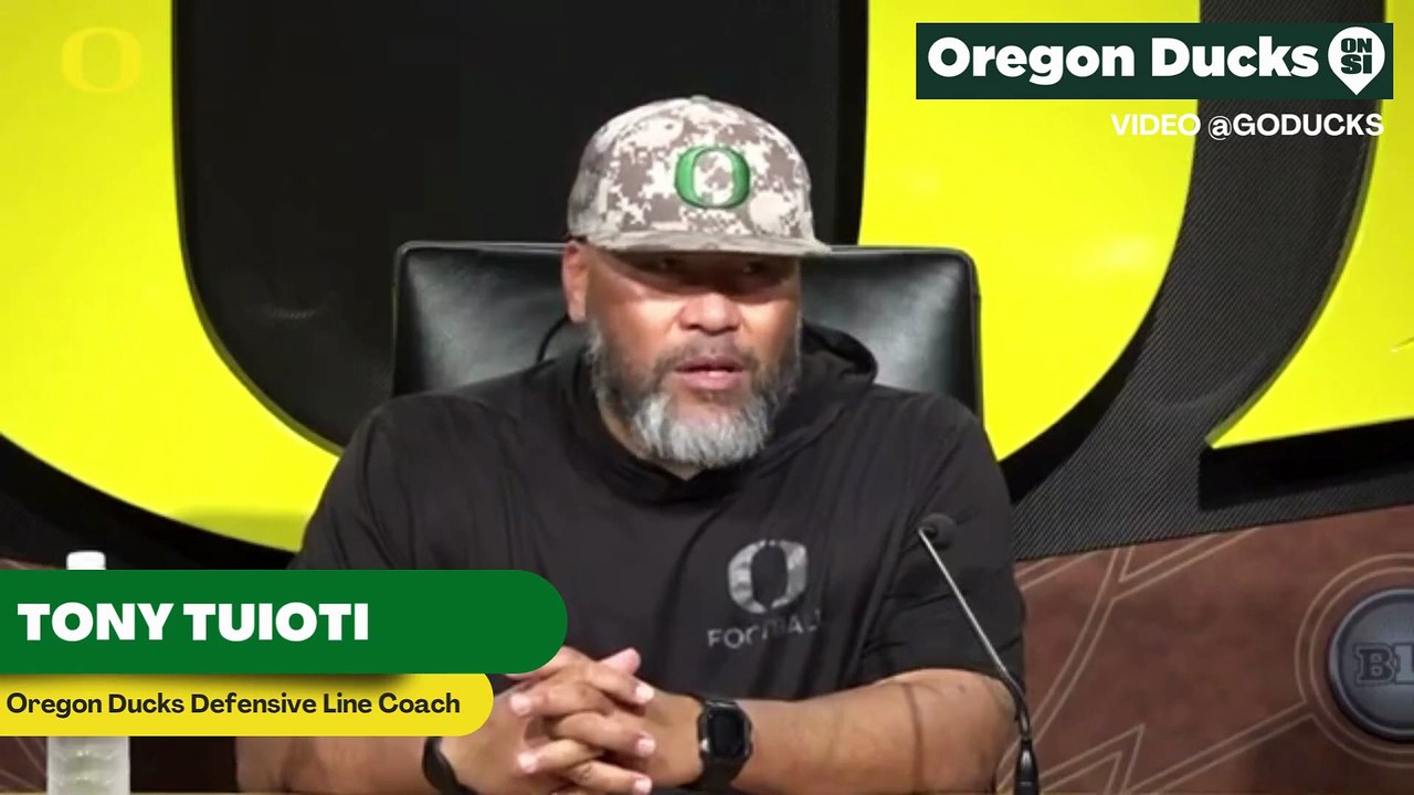Oregon Ducks Defensive Line Coach Tony Tuioti Discusses How They Will Replace Their Talent From Last Season