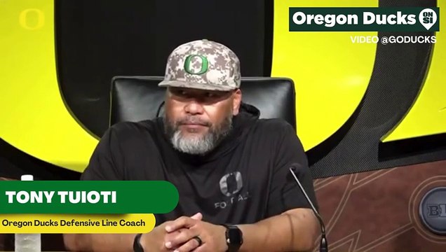 Oregon Ducks Defensive Line Coach Tony Tuioti Discusses Bear Alexanders Growth This Spring