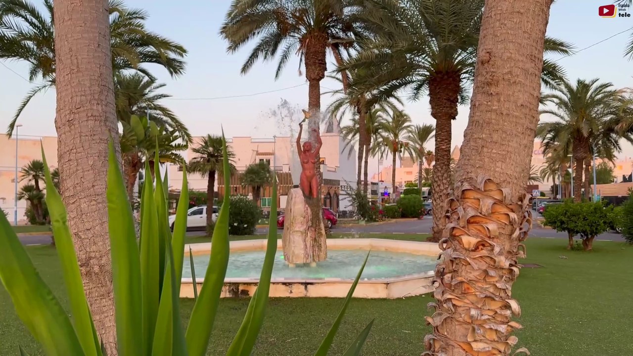 Vera Playa  | Playa Nudista por la Noche | España Bretaña Tele