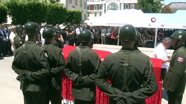 Şehit Piyade Üsteğmen Ege Akar son yolculuğuna uğurlanıyor