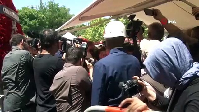 Şehit Piyade Astsubay Kıdemli Çavuş Fikret Mangura son yolculuğuna uğurlanıyor