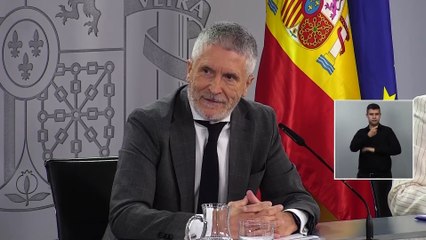 Marlaska acusa a Vox de "xenofobia y desconocimiento" frente a los migrantes