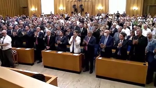 Özgür Özel'den Erdoğan'a: Hodri meydan. 2 Kasım'da getir bakalım seçimi