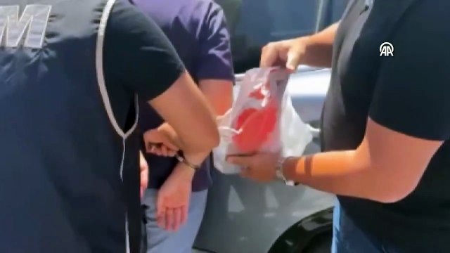 Eski SGK Antalya İl Müdürü ve 2 müfettişe yönelik rüşvet operasyonunun görüntüleri ortaya çıktı