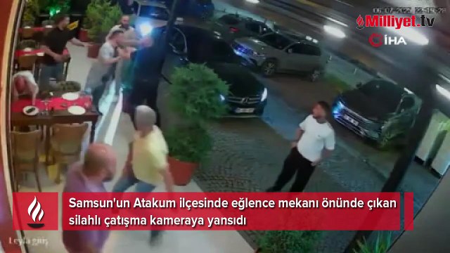 Eğlence mekanı önünde silahlı çatışma! Anbean güvenlik kamerasına yansıdı