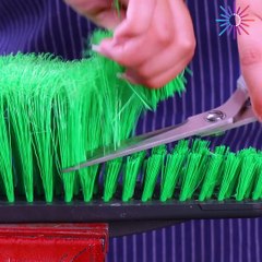 DIY garden rake from an old broom! 🤩🧹