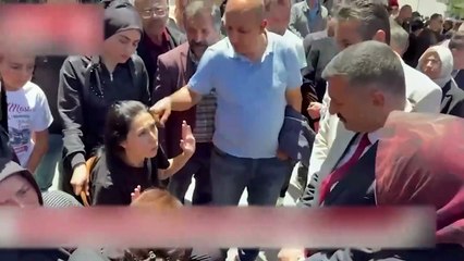 Şehit cenazesinde böyle haykırdı: ''Burada AK Partili kimseyi istemiyorum''
