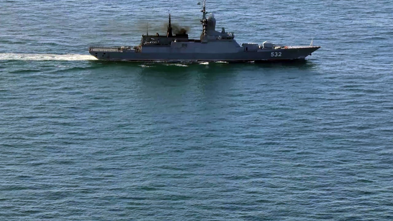 Royal Navy warship HMS Iron Duke stalks Russian ships sailing in UK waters