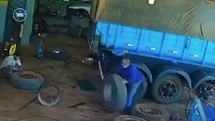 Caminhoneiro morre após explosão de pneu
