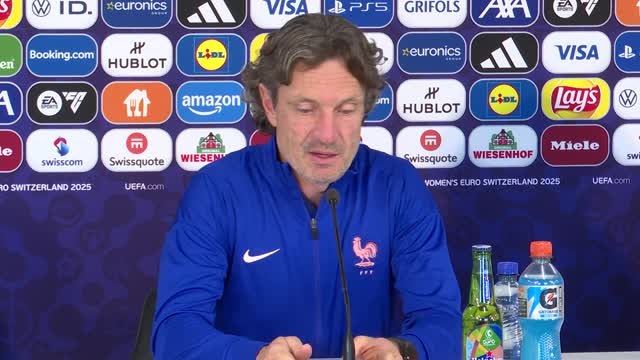Bleues - Bonadei : Un message de soutien au Pays de Galles